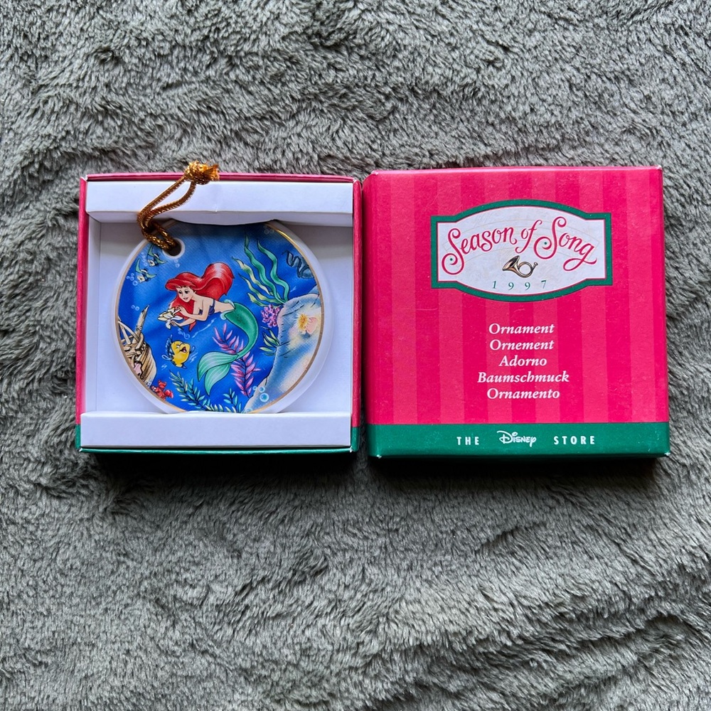 1997 Disney Ariel Ornament with Box — The Disney Store Vintage Collectible